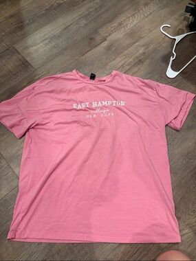 SHEIN Pink 'East Hampton' Graphic Short Sleeve Tee